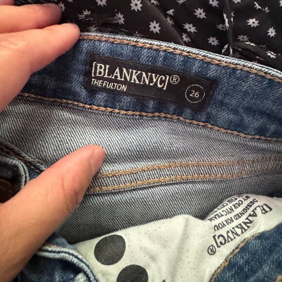 ☀️ BLANK NYC The Fulton Denim Jean Shorts Distressed Size 26 Casual Boho Cute - Picture 4 of 5